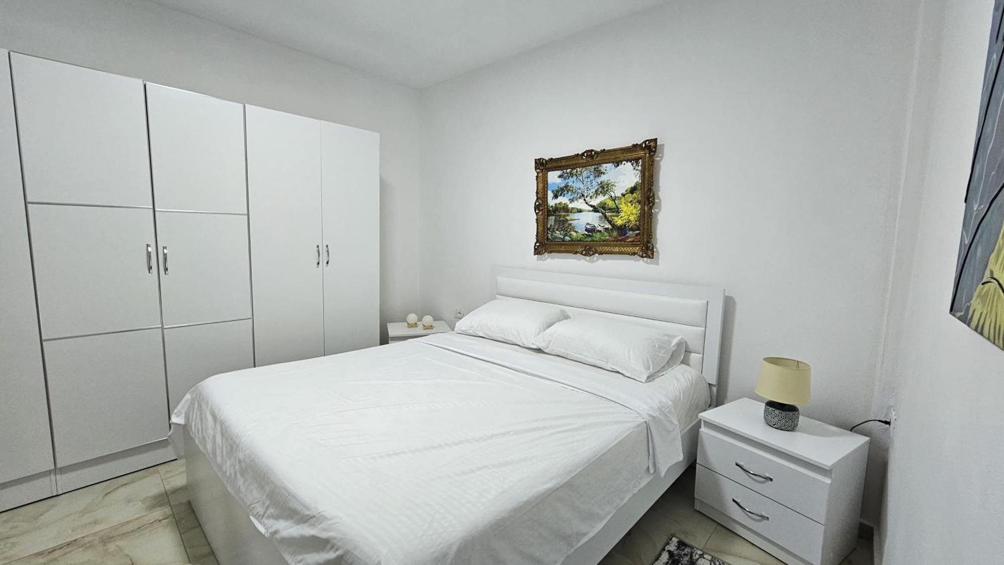Guesthouse Albi Berat Eksteriør bilde